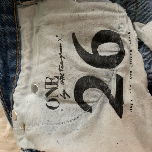One teaspoons jean shorts - Picture 3 of 3